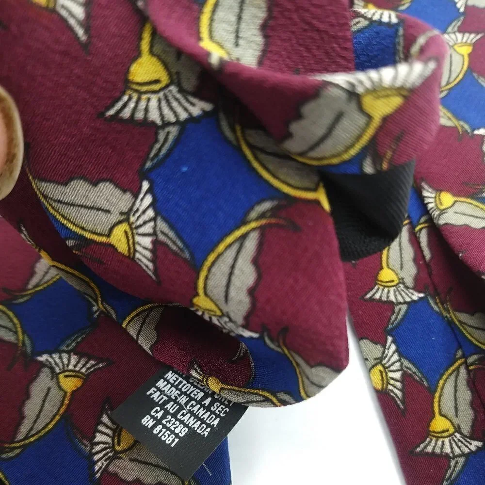 The Metropolitan Museum of Art Tie